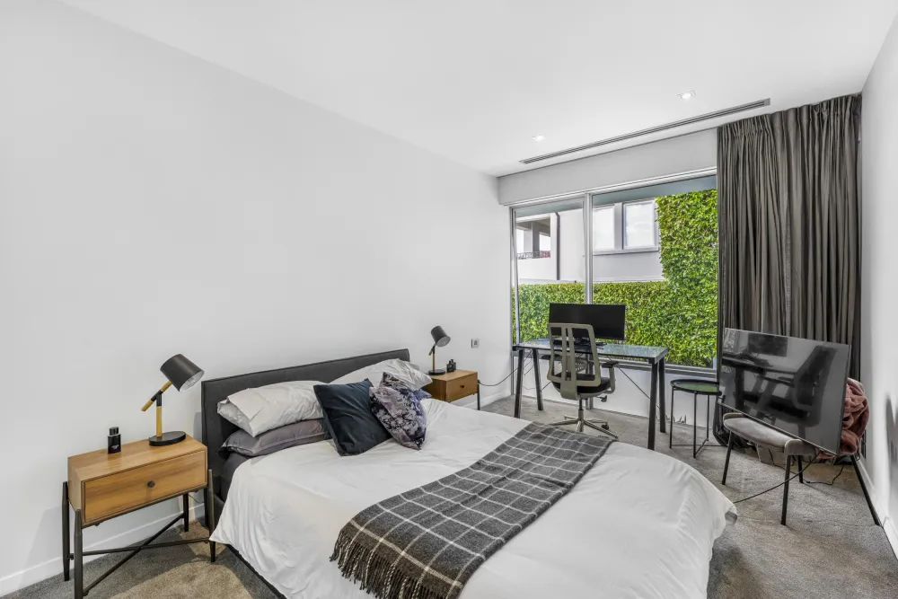 Photos of 43 Godden Crescent
