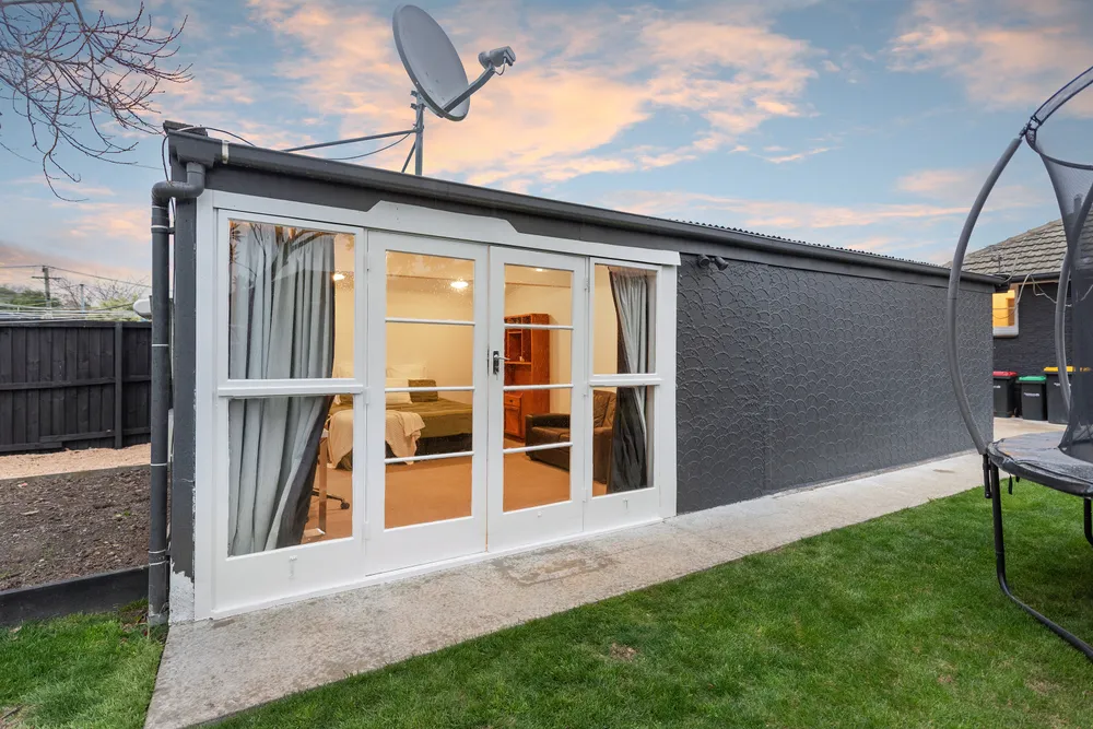 Photos of 12 Emlyn Place