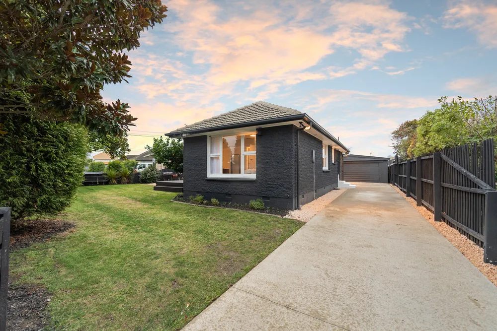 Photos of 12 Emlyn Place