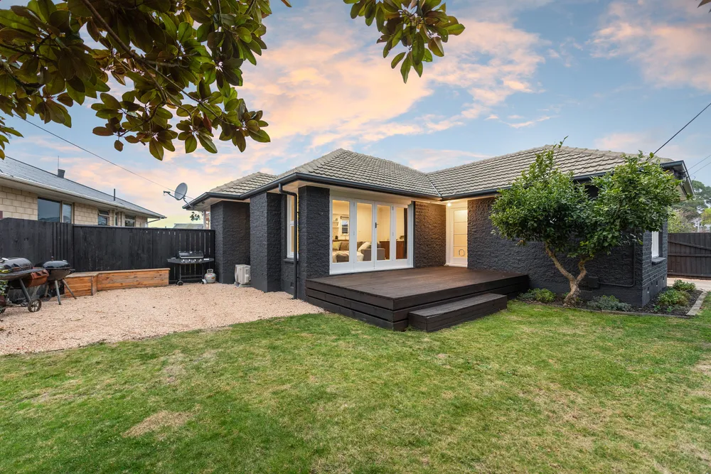 Photos of 12 Emlyn Place