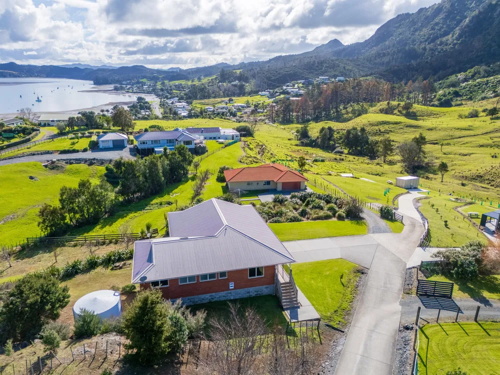 Photos of 2123 Whangarei Heads Road