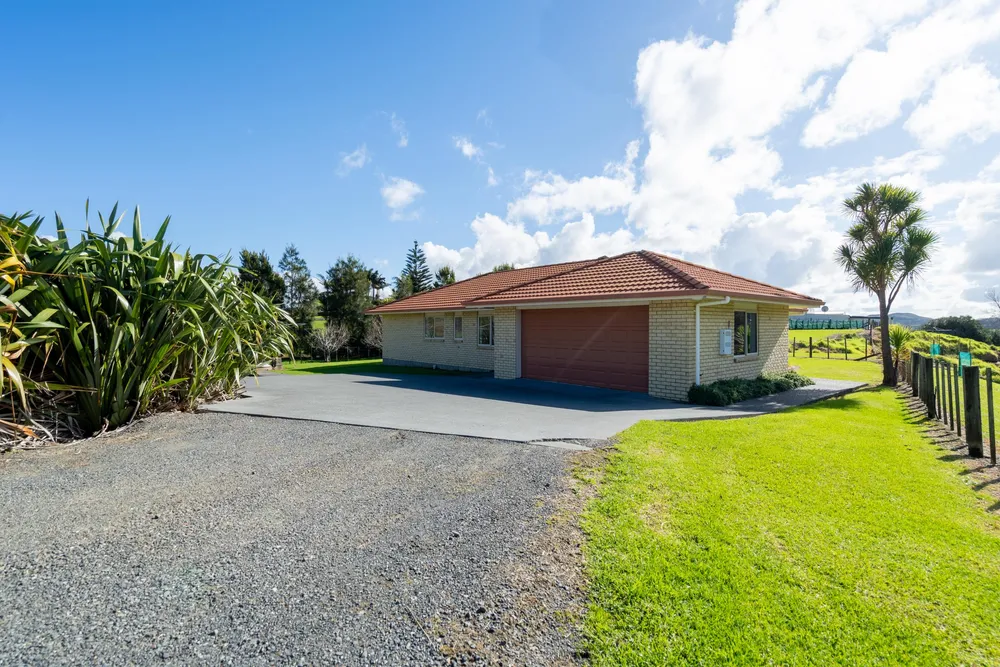 Photos of 2123 Whangarei Heads Road