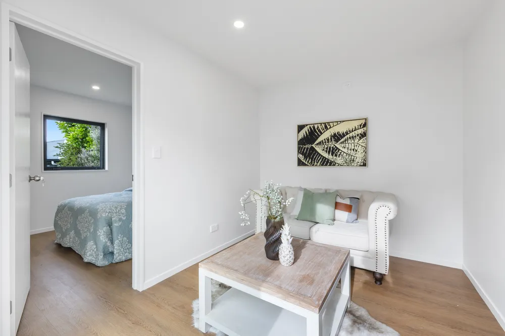 Photos of 8 Malcolm Place