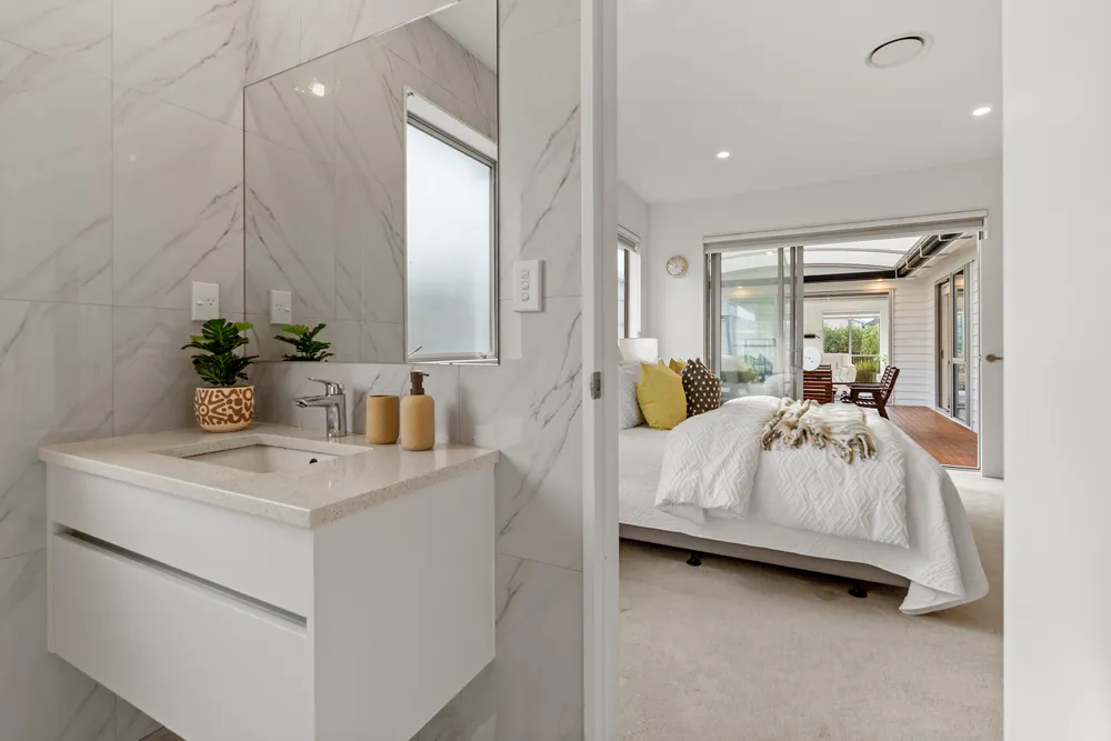 Photos of 12 Pommes Way