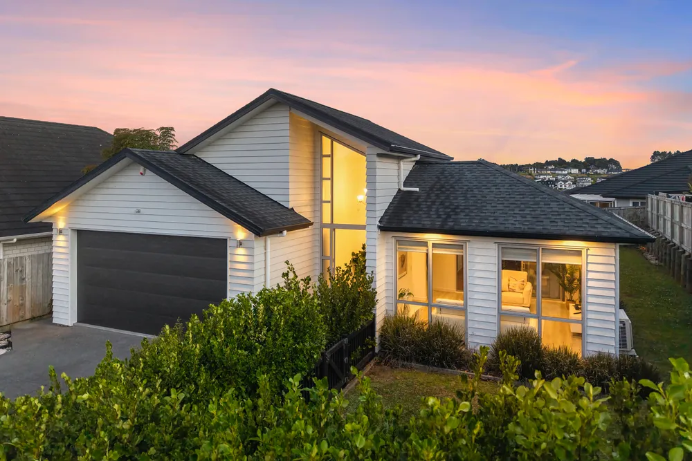 Photos of 12 Pommes Way