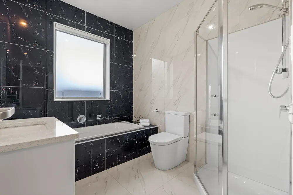 Photos of 12 Pommes Way