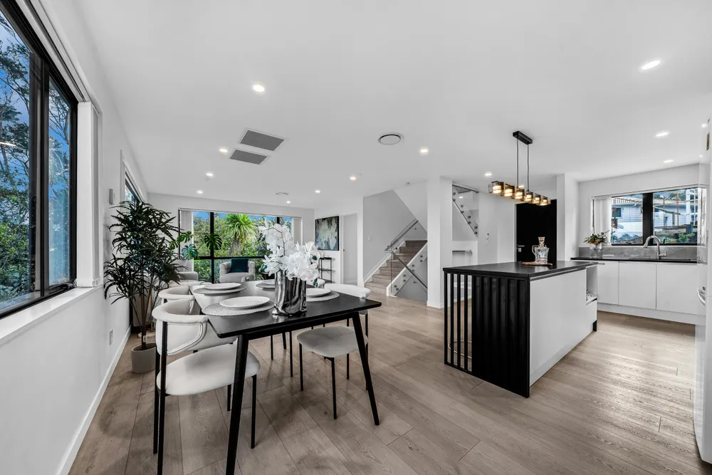 Photos of 17B Cheval Drive