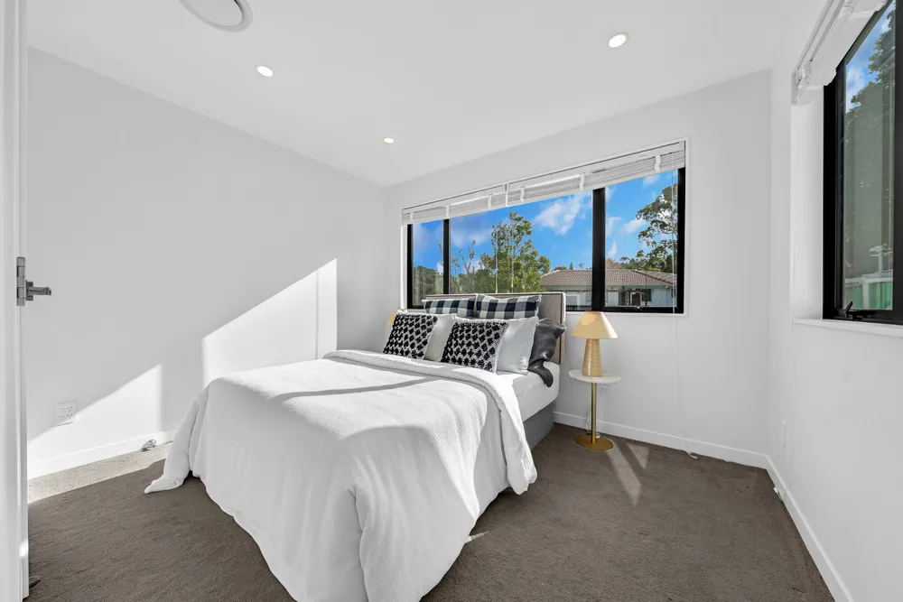 Photos of 17B Cheval Drive