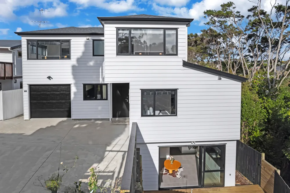 Photos of 17B Cheval Drive
