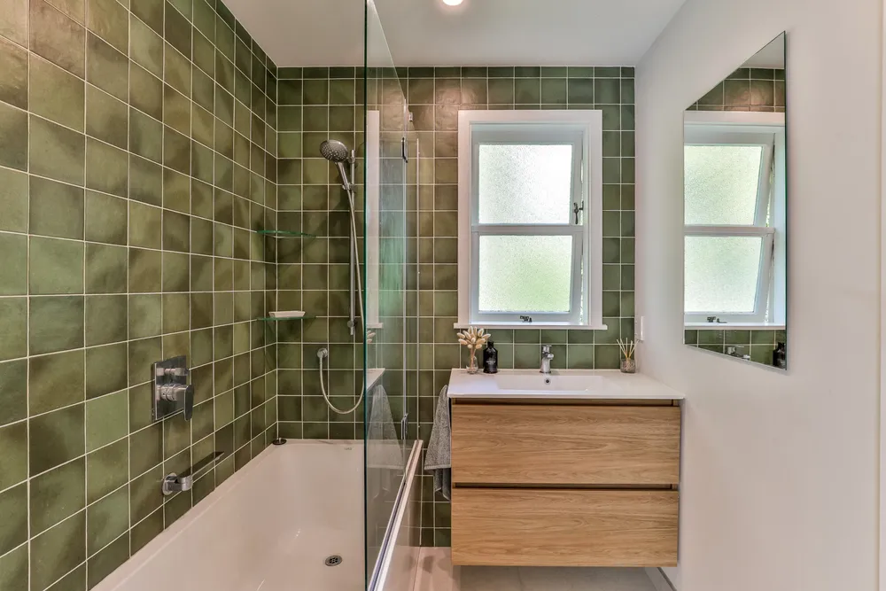 Photos of 208 Old Titirangi Road