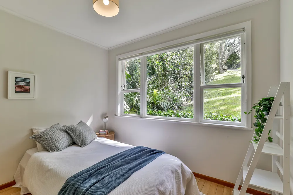 Photos of 208 Old Titirangi Road
