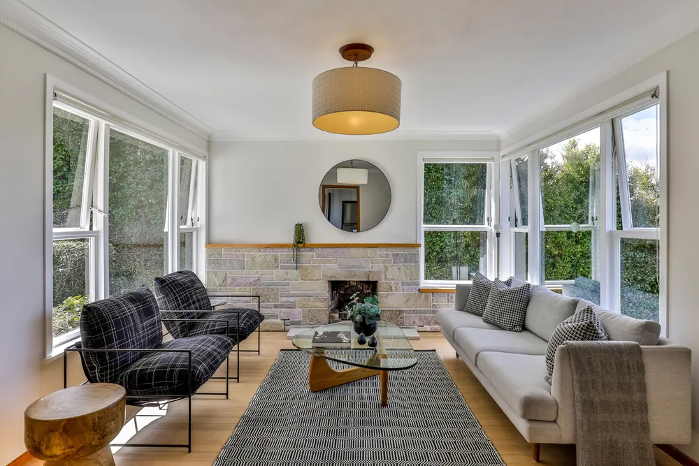 Photos of 208 Old Titirangi Road