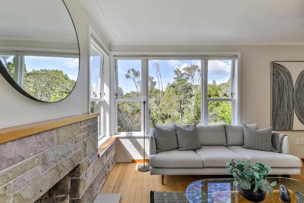 Photos of 208 Old Titirangi Road