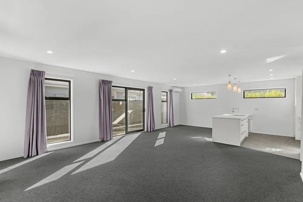 Photos of 20 Skyhawk Road