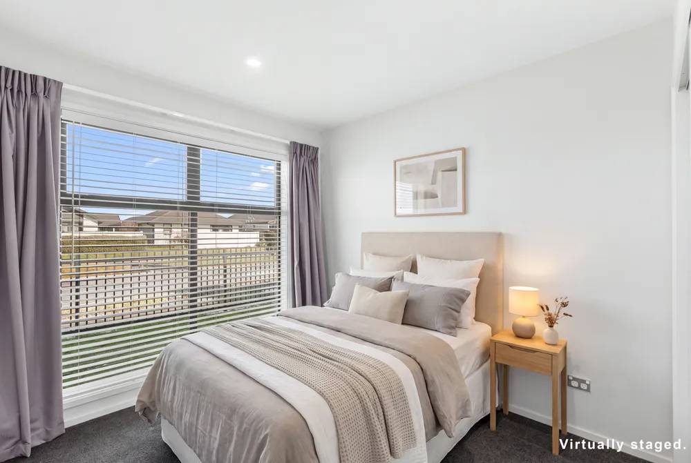 Photos of 20 Skyhawk Road