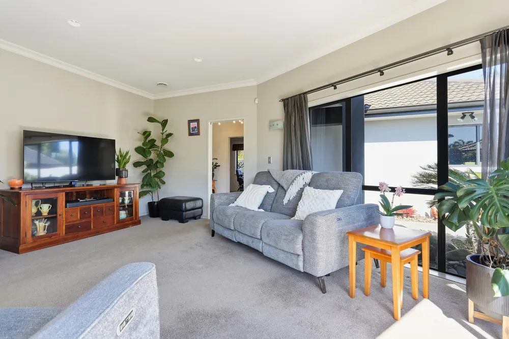 Photos of 46 St Heliers Place