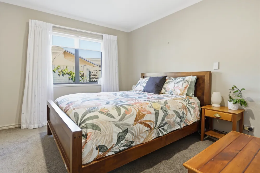 Photos of 46 St Heliers Place