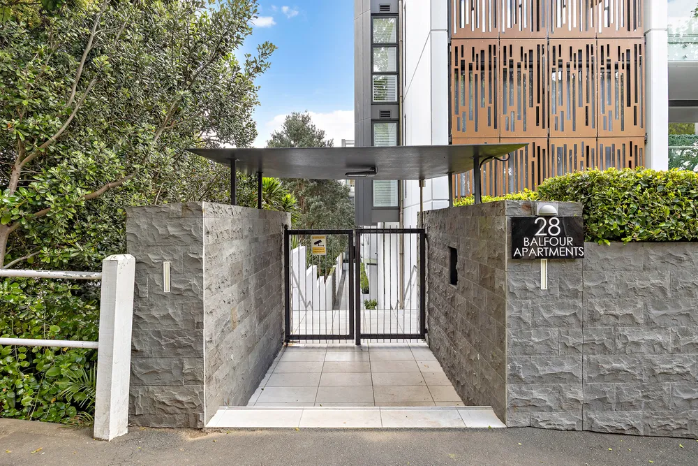 Photos of 406/28 Balfour Road