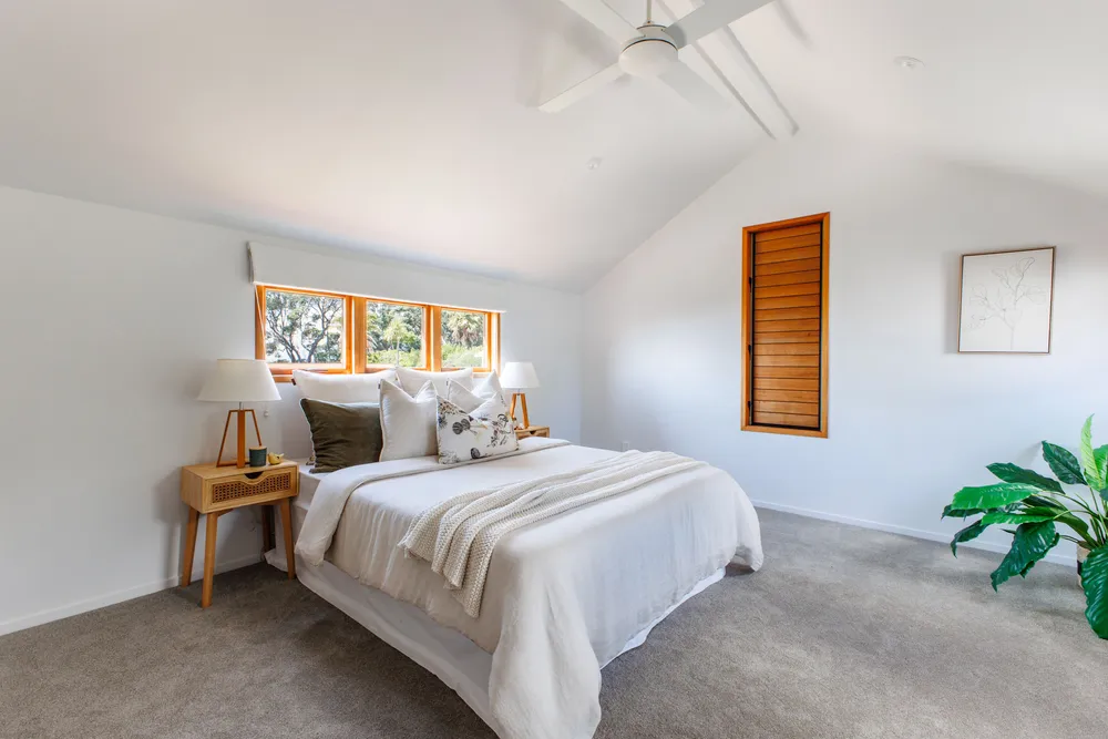 Photos of 98 Otarawairere Road