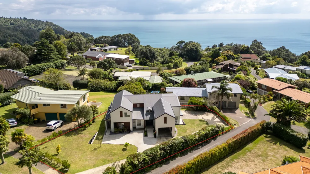 Photos of 98 Otarawairere Road