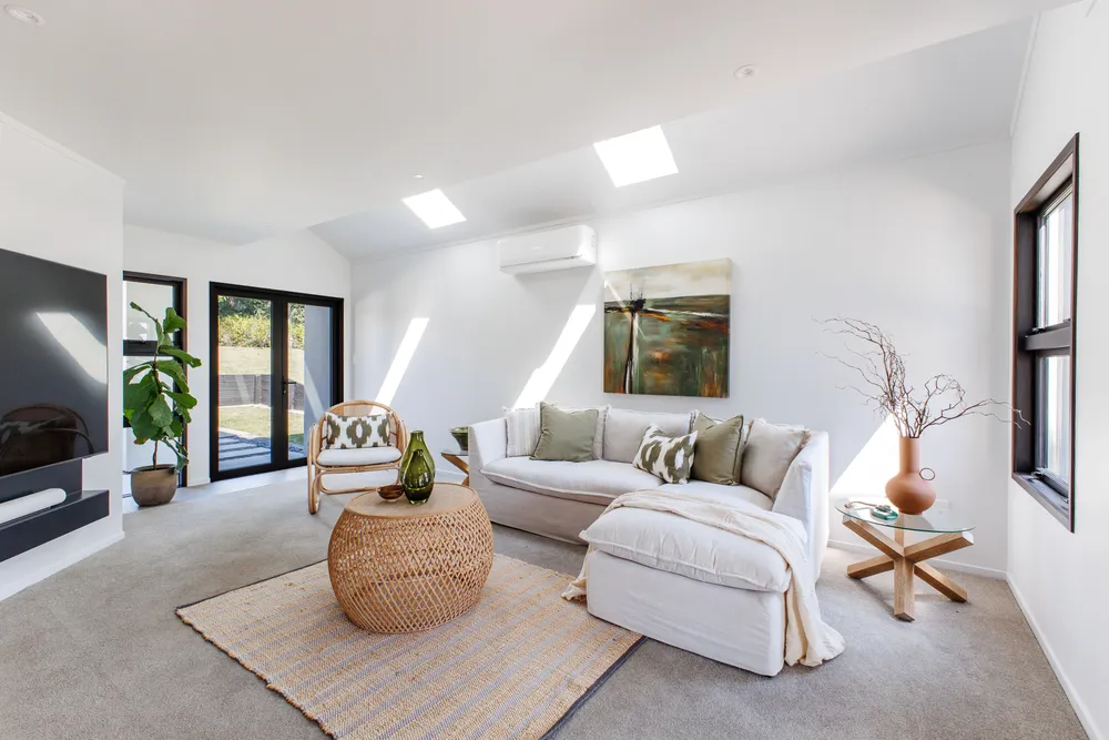 Photos of 98 Otarawairere Road