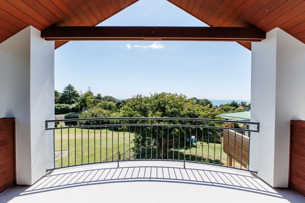 Photos of 98 Otarawairere Road