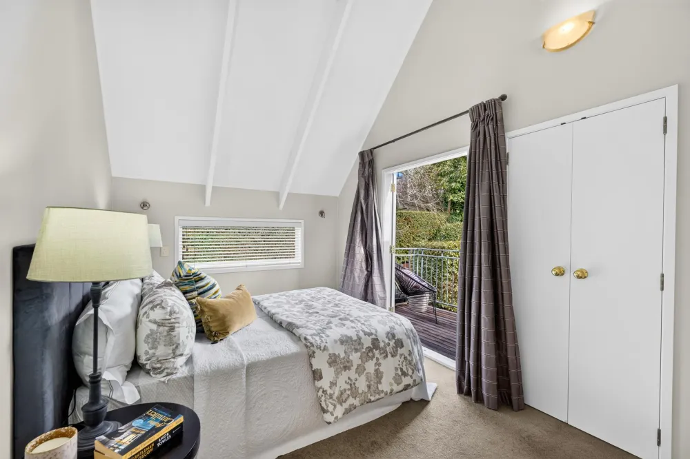 Photos of 8 Loch Street