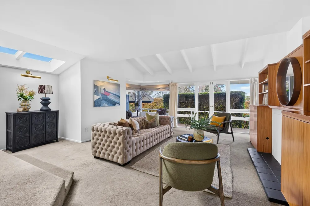 Photos of 8 Loch Street