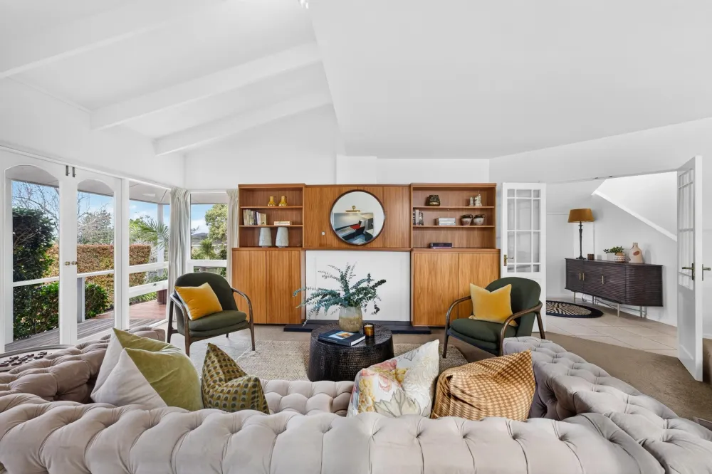 Photos of 8 Loch Street