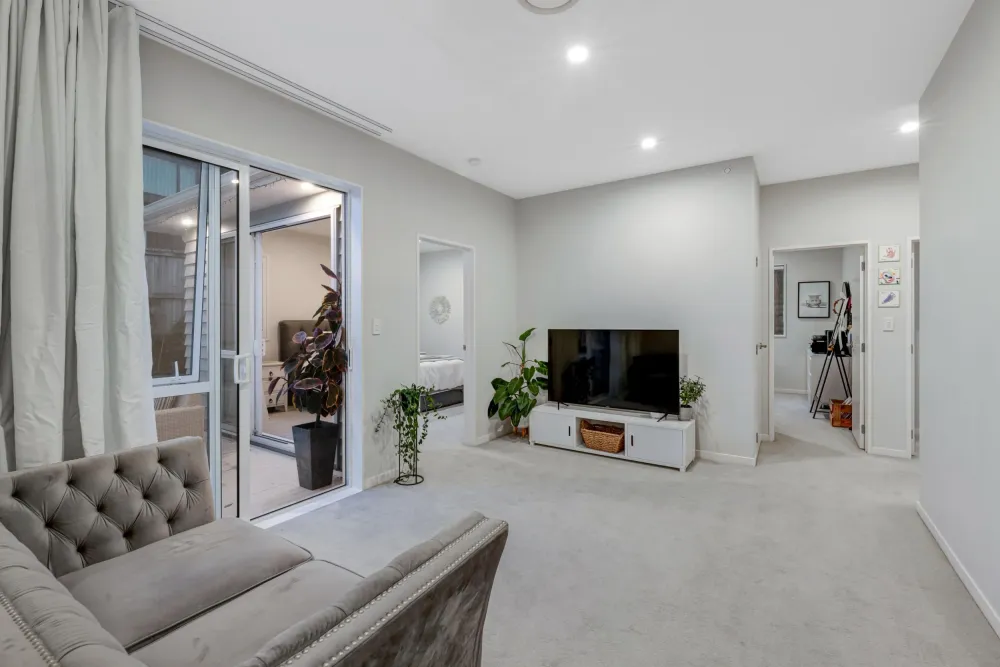 Photos of 121 Ormonde Drive