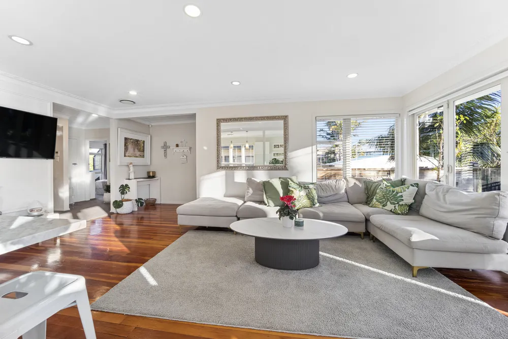 Photos of 4 Covic Avenue