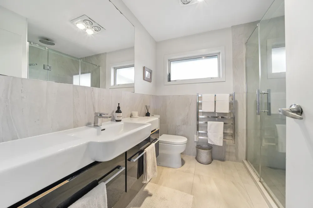 Photos of 4 Covic Avenue