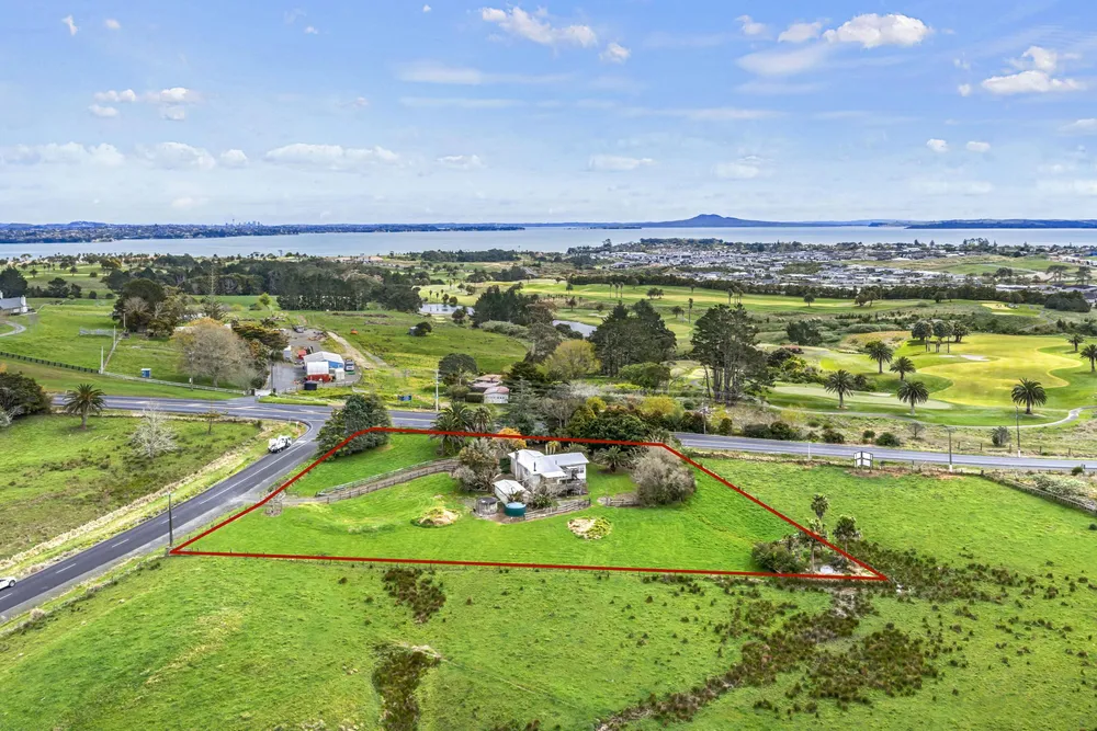 Photos of 751 Whitford-Maraetai Road
