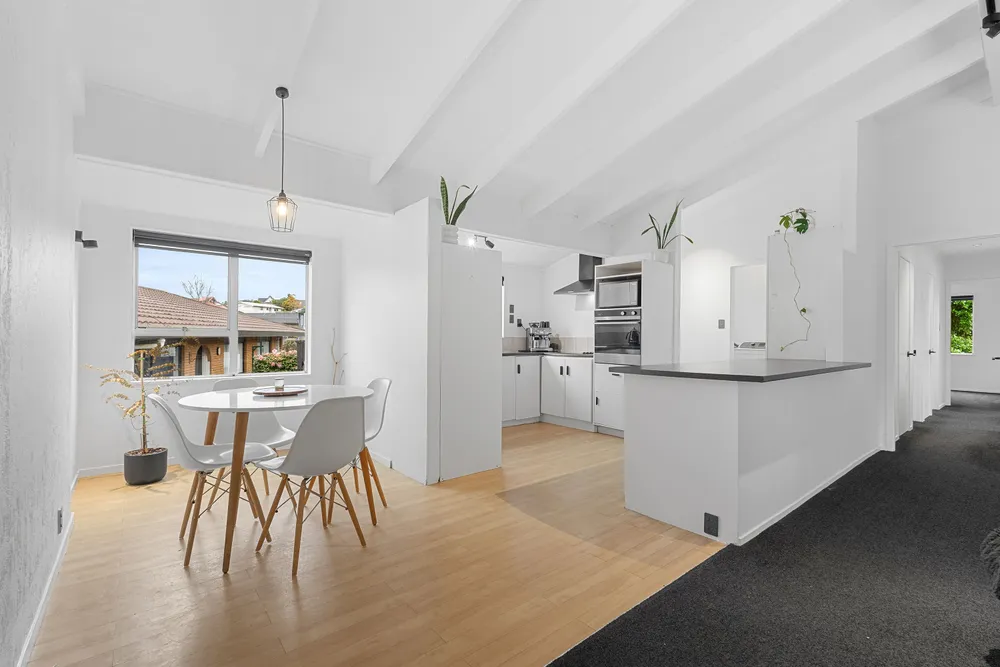 Photos of 28 Fairway Avenue