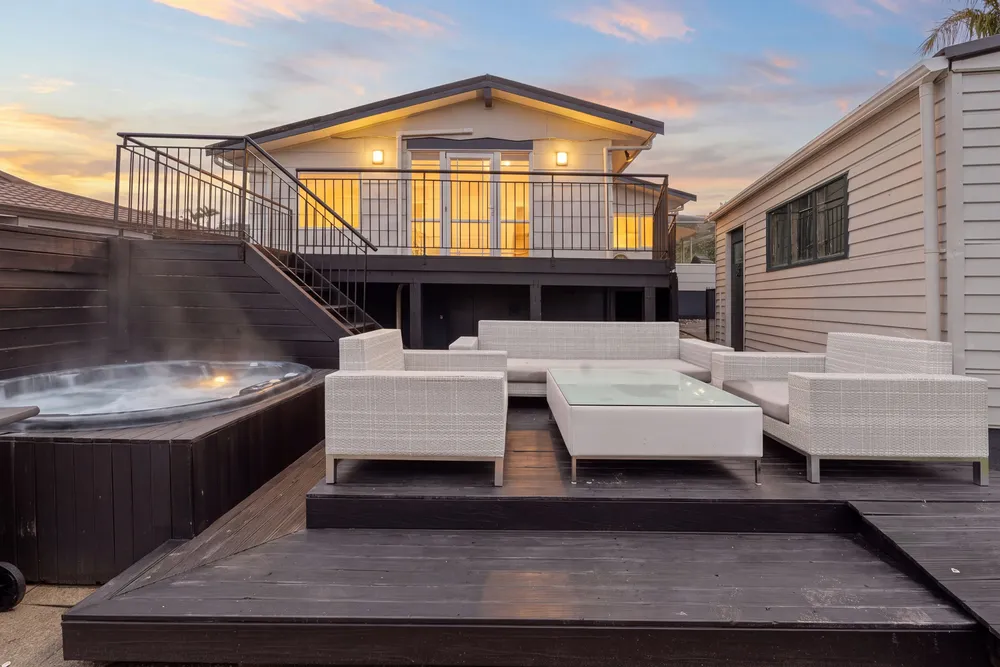 Photos of 28 Fairway Avenue