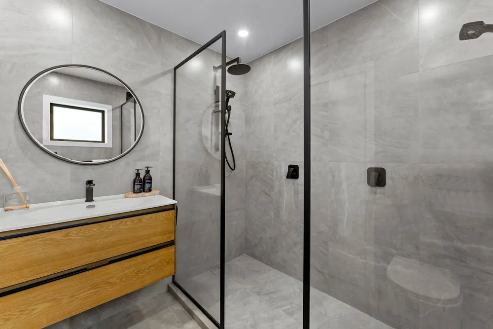 Photos of 8C Huka Road