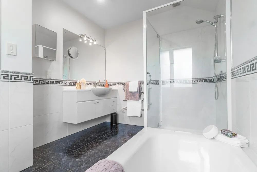 Photos of 116A Marsden Avenue
