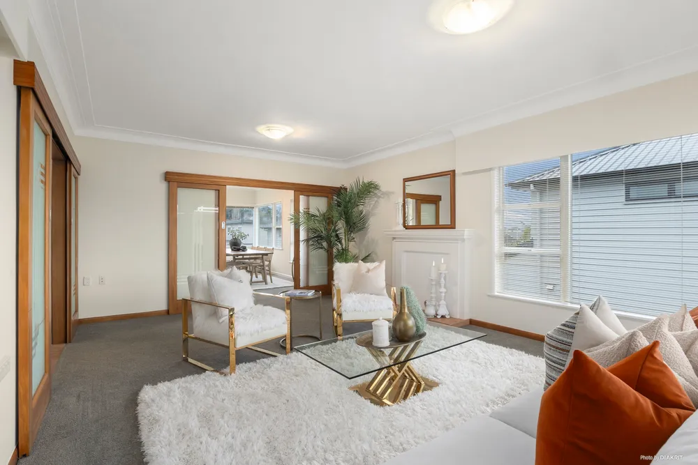 Photos of 18 Lisburn Avenue