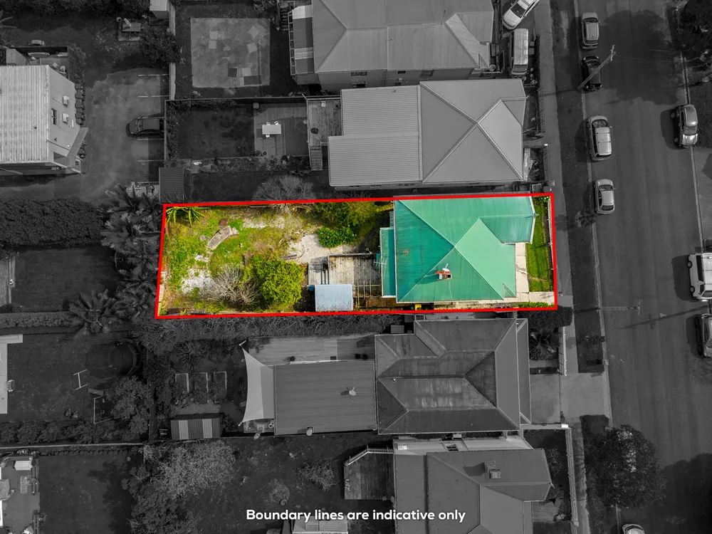 Photos of 16 Northland Street