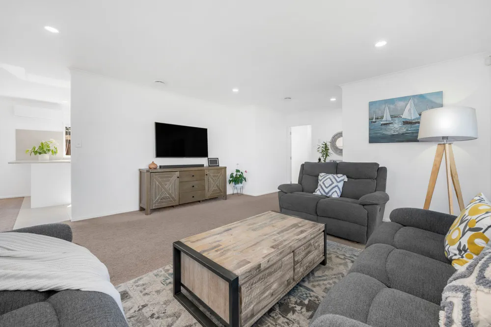 Photos of 27 Redcastle Drive