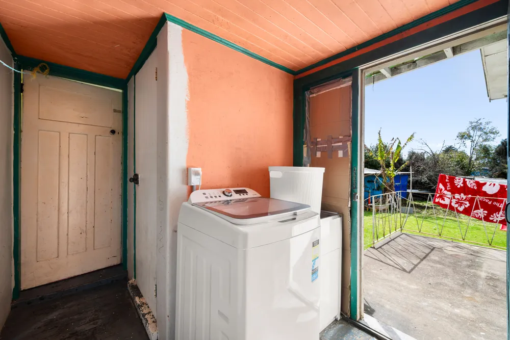 Photos of 18 Sturges Avenue