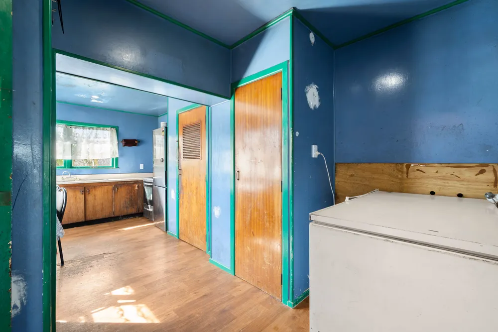 Photos of 18 Sturges Avenue