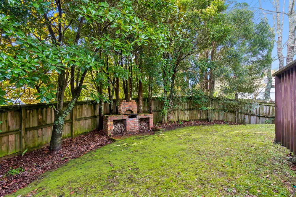Photos of 1A Autumn Avenue