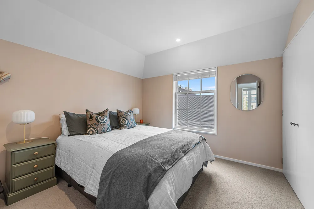 Photos of 157 Chester Street East