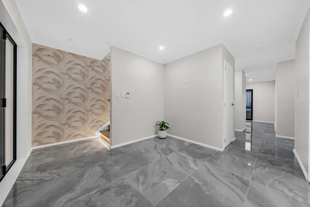 Photos of 9C Pamir Road