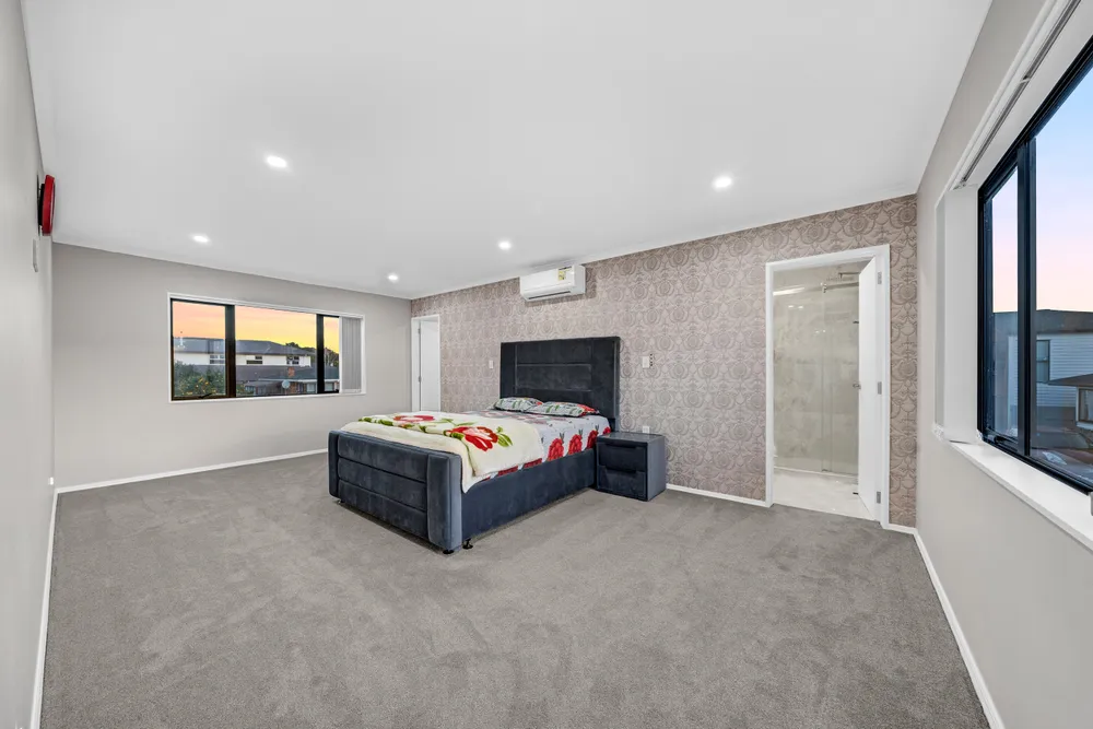 Photos of 9C Pamir Road