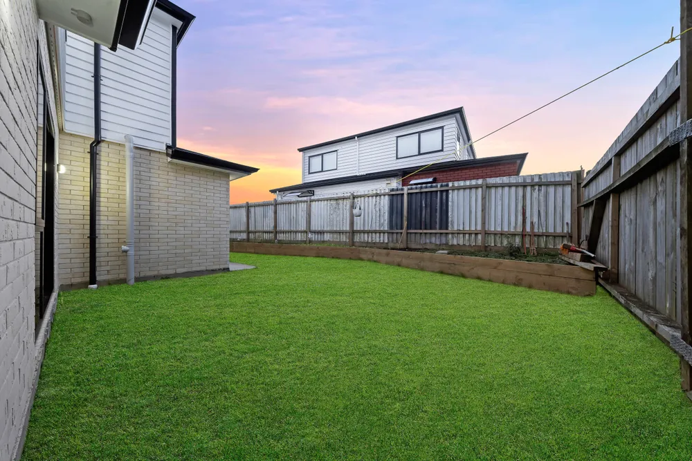 Photos of 9C Pamir Road