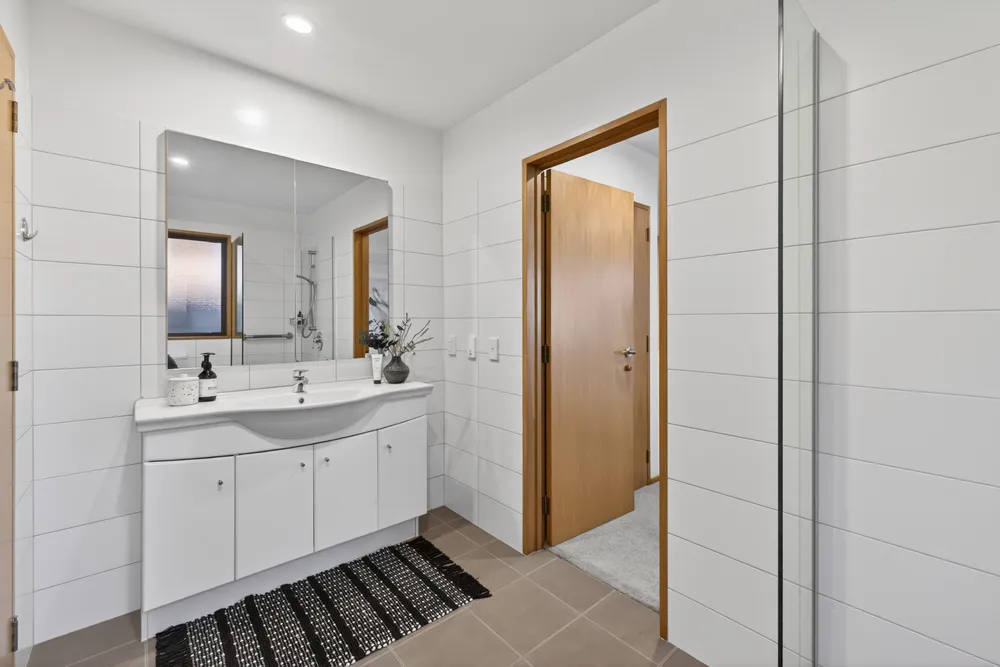 Photos of 12/37 Cornwall Street