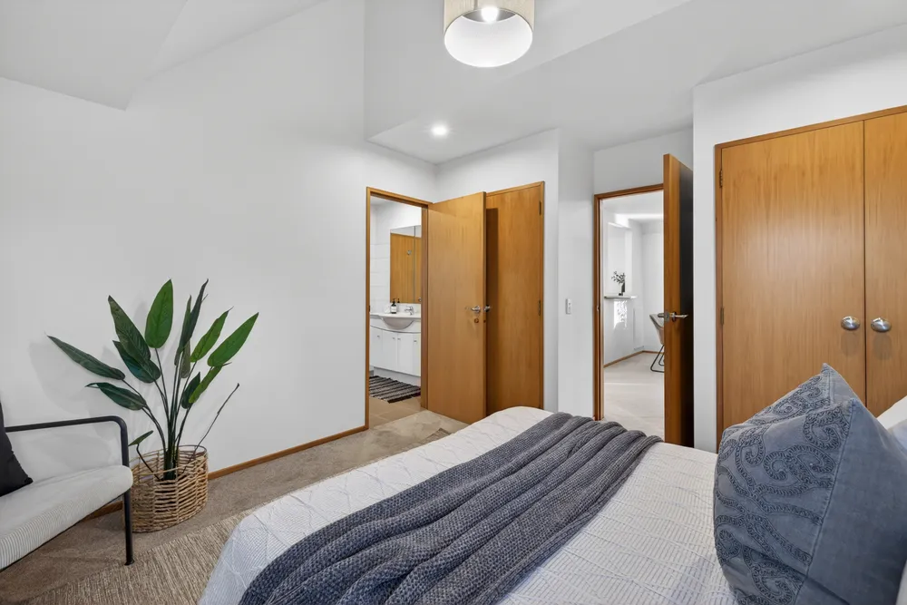 Photos of 12/37 Cornwall Street