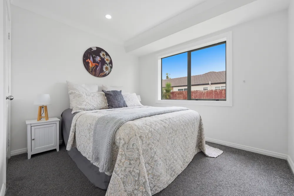 Photos of 18 Broadhurst Road